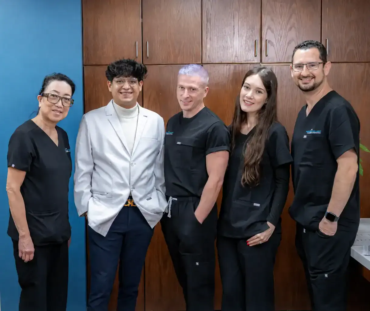 Periodontist and Implant Surgery in Downtown Los Angeles - Perio